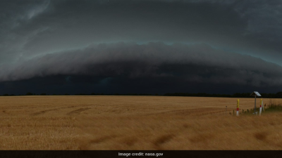 What are Shelf Clouds?
