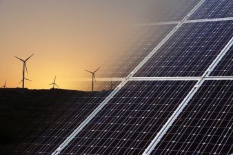 Global Renewable Energy Goals – Progress and Challenges