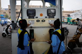 India Scraps Windfall Tax on Fuels