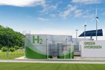 Green Hydrogen Projects Face Implementation Challenges in 2025