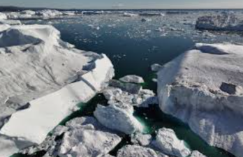 Geoengineering Risks and Challenges in Polar Climate Intervention