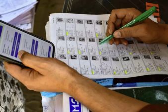 What is the SIR controversy related to electoral rolls in West Bengal?